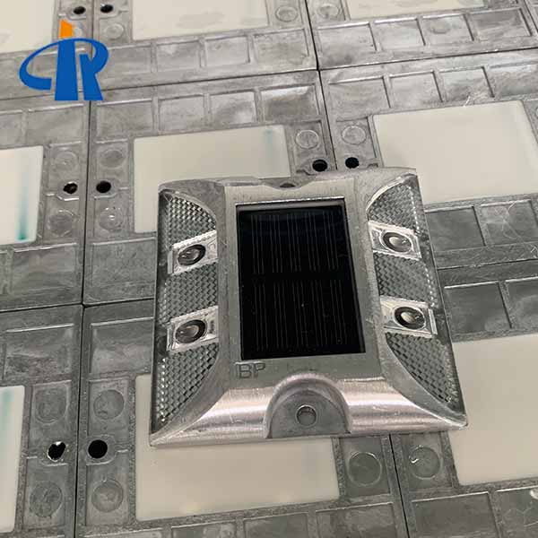2021 Solar Road Studs With Spike Cost